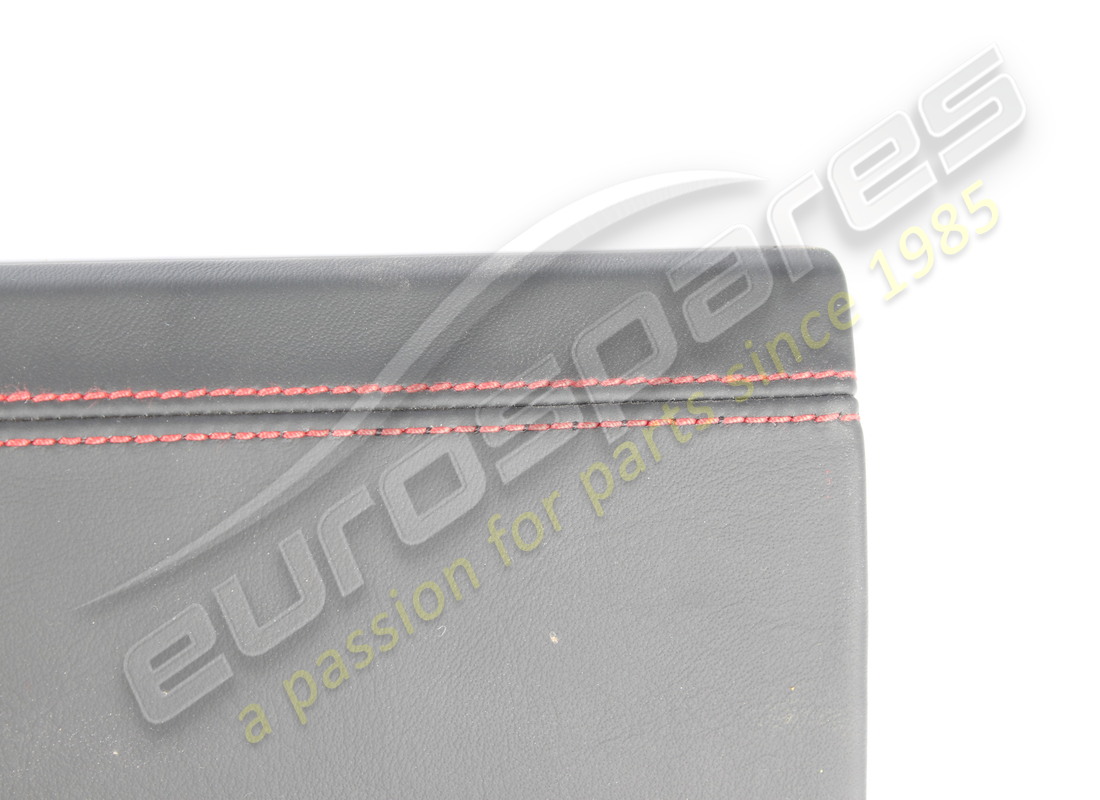 utilisé ferrari traverse supérieure de l'écran arrière. numéro de pièce 83707412 (2)