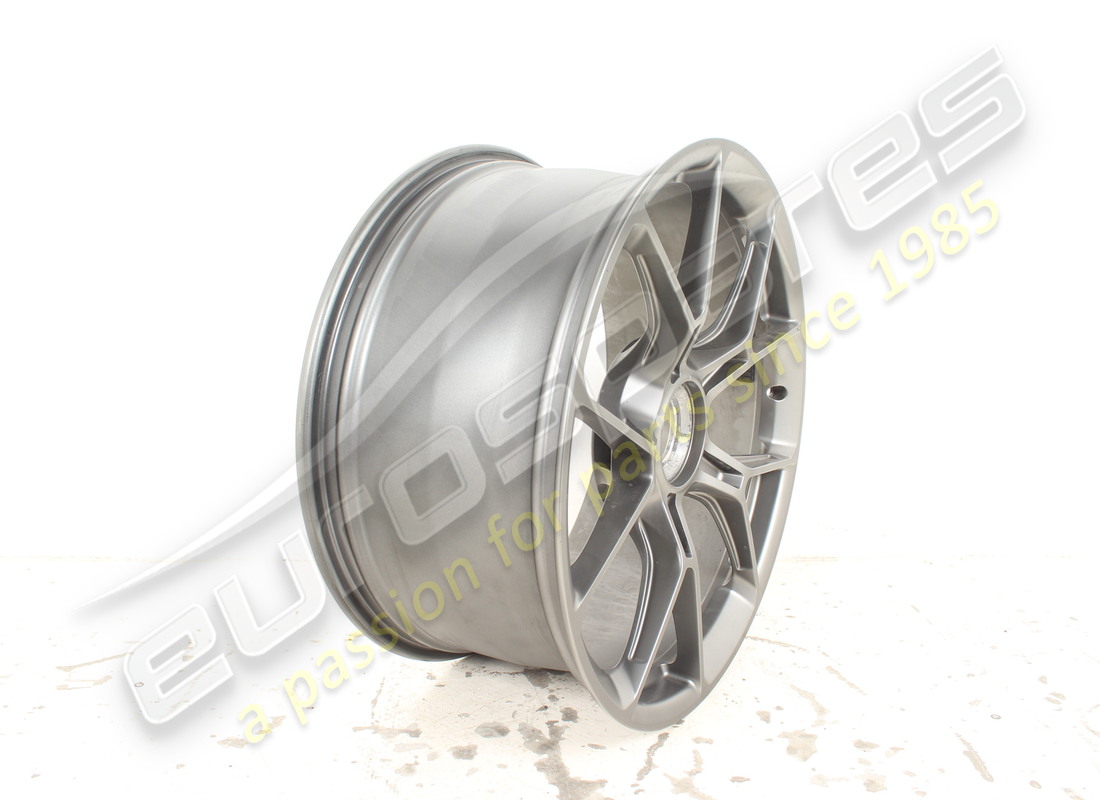 jante en alliage d'occasion porsche, argent foncé. numéro de pièce 9gt601025qos8 (2)