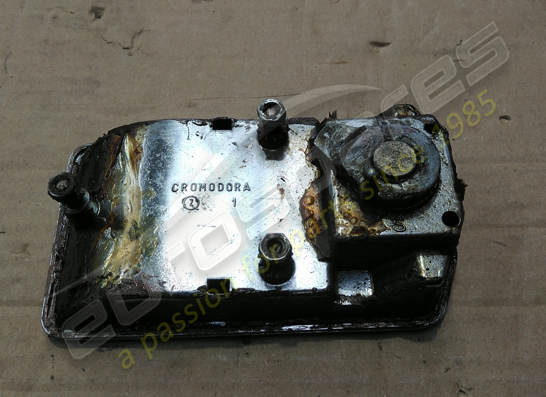 poignée de porte gauche ferrari utilisée. numéro de pièce 40062606 (2)