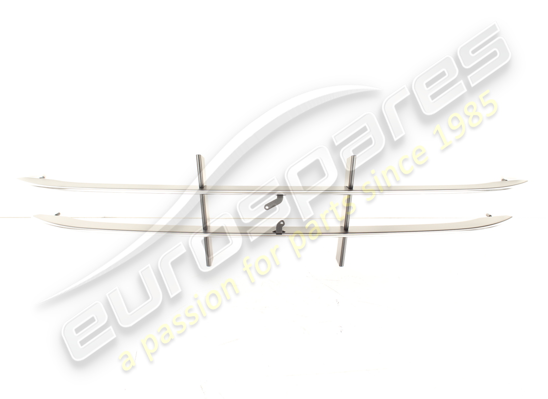 GRILLE AVANT Ferrari RECONDITIONNÉE . NUMÉRO DE PIÈCE 765709 (1)