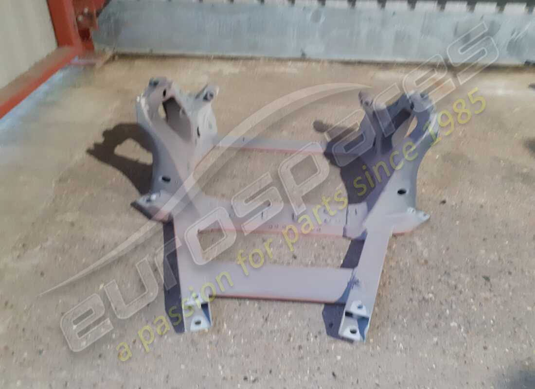 ferrari sous-châssis de boîte de vitesses utilisé. numéro de pièce 985764995 (4)
