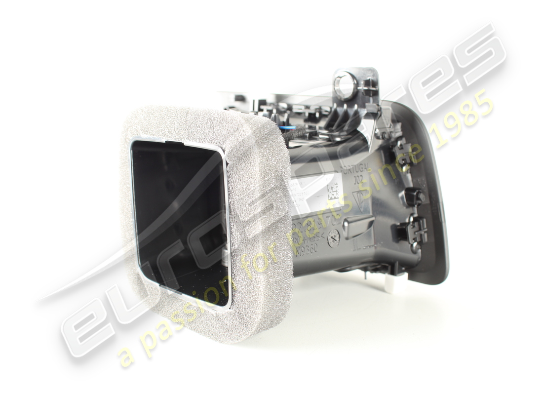 NOUVELLE GRILLE D'AÉRATION PORSCHE DROITE NOIRE. RÉFÉRENCE 992819702B5Q0(6) nouvelle grille d'aération porsche droite noire. référence 992819702b5q0(6)