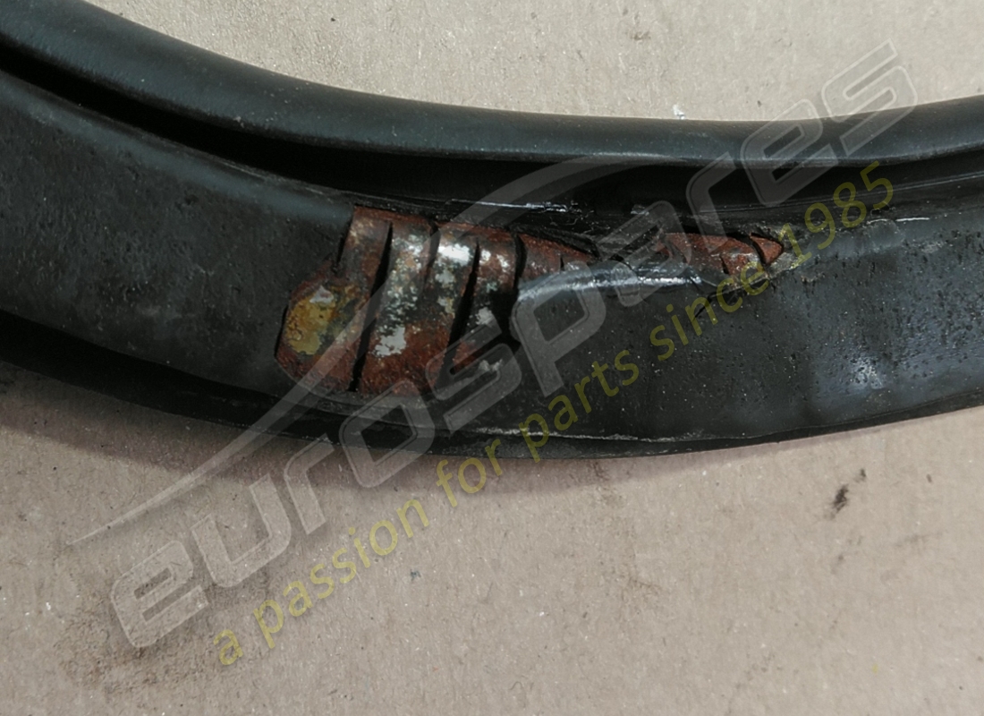 joint intérieur de porte lamborghini endommagé. numéro de pièce 400831708 (1)