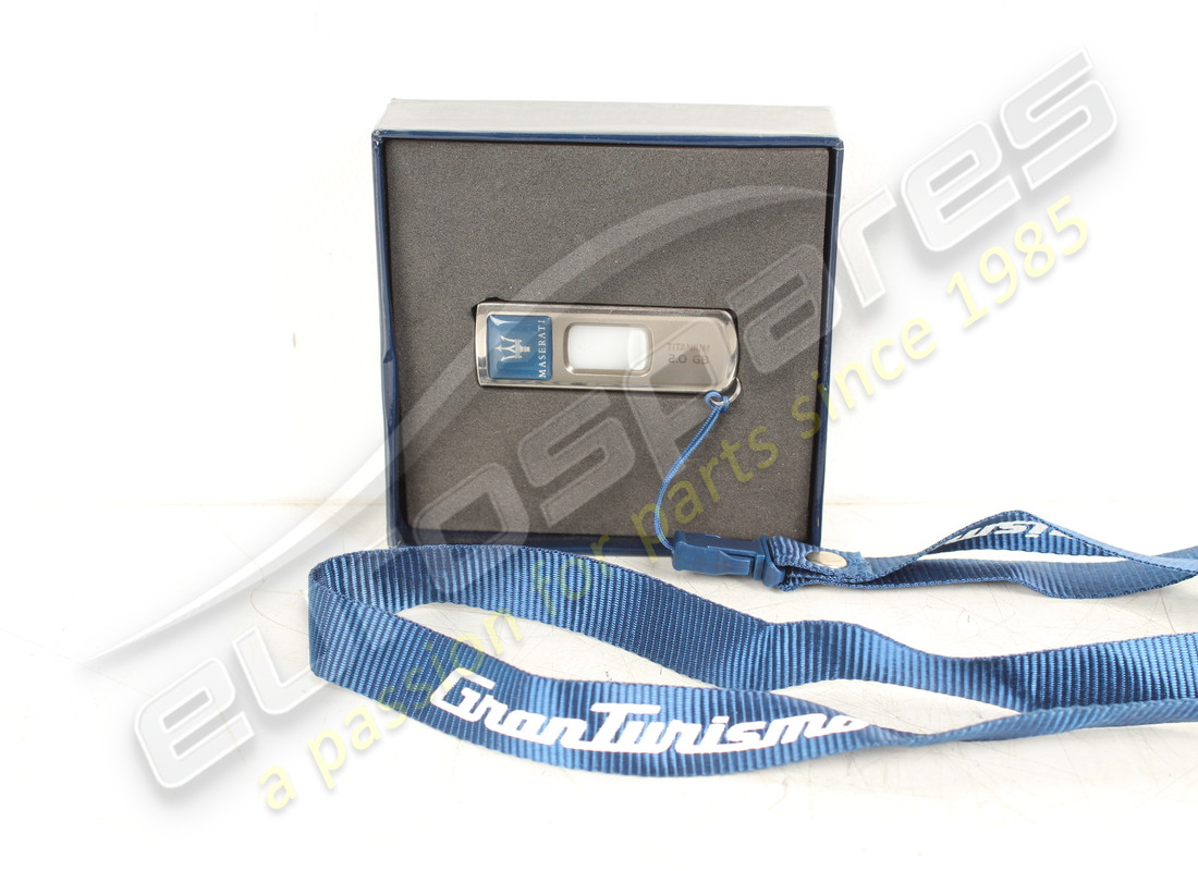 nouvelle maserati clé usb gran turismo 4.2. numéro de pièce 920001811 (3)