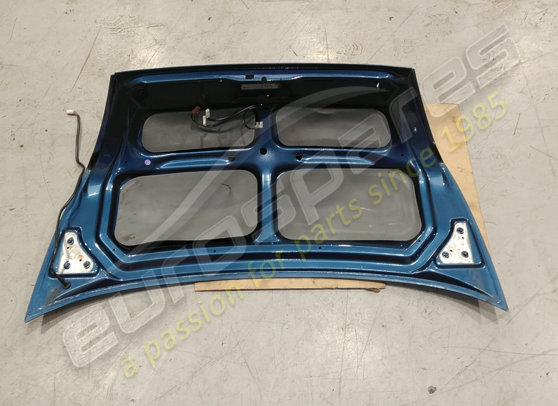 utilisé ferrari couvercle de coffre complet. numéro de pièce 63856700 (2)