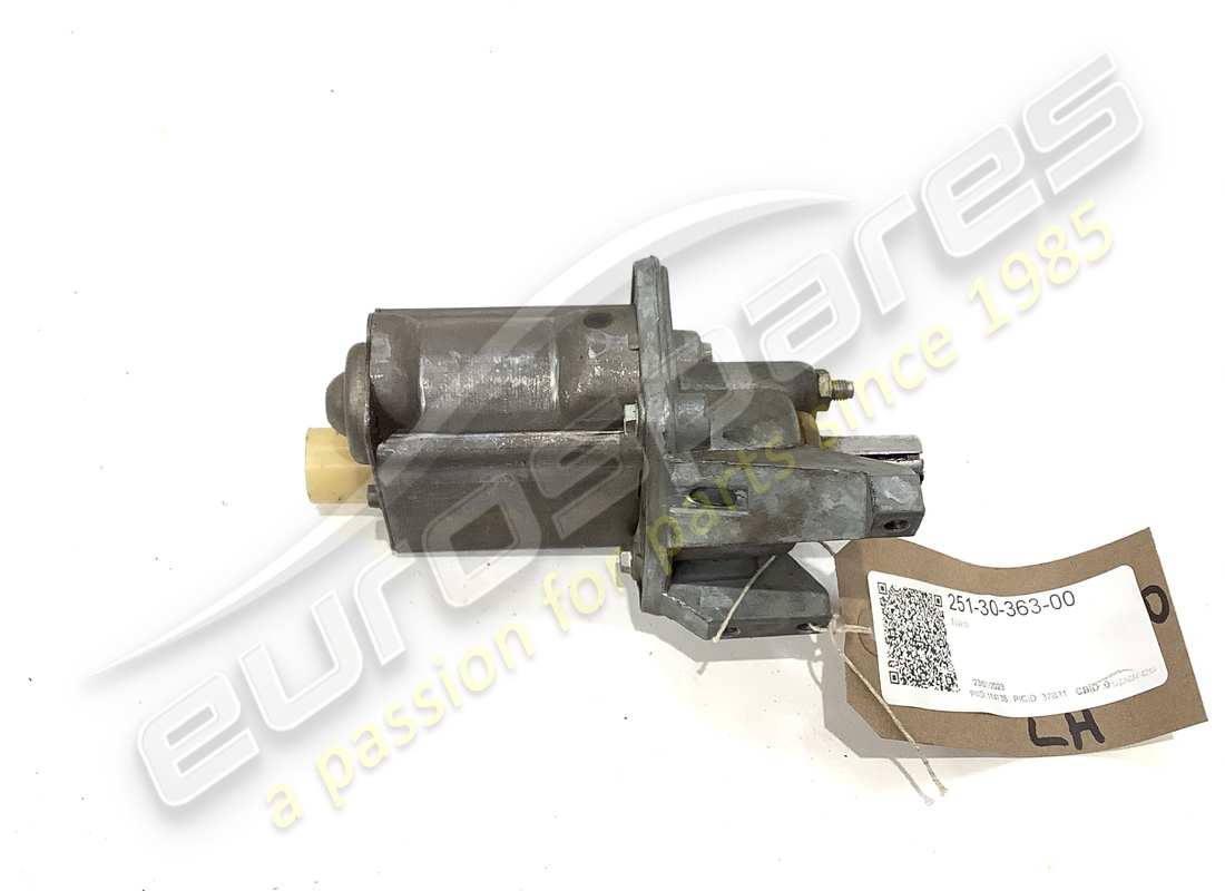 nouveau moteur de vitre gauche ferrari. numéro de pièce 2513036300 (1)