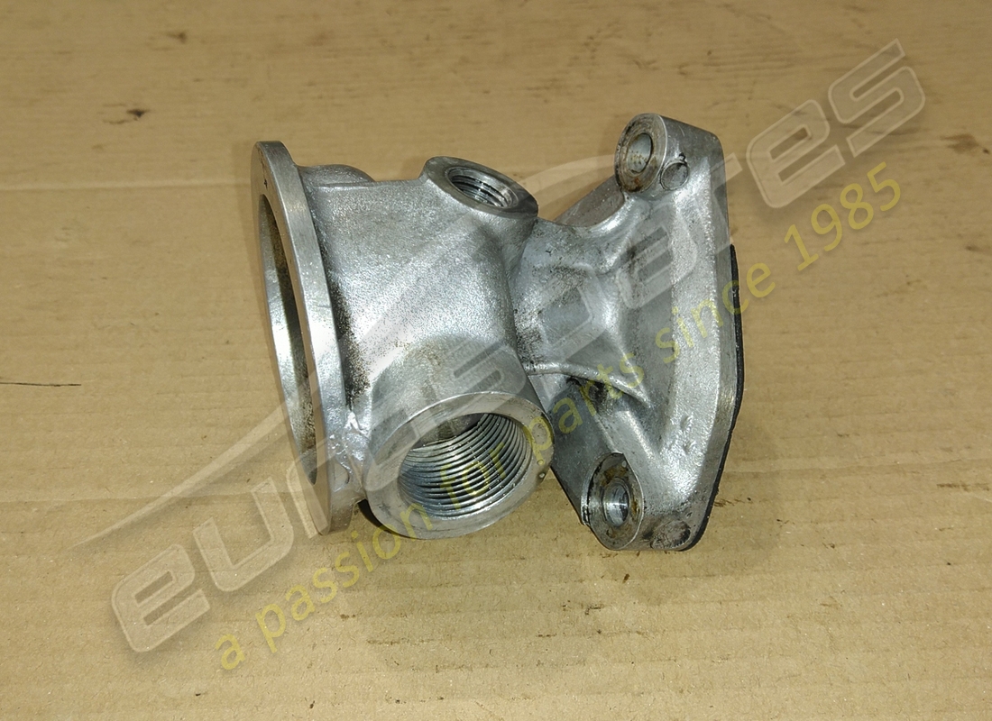 base de filtre à huile ferrari utilisée. numéro de pièce 123863 (2)
