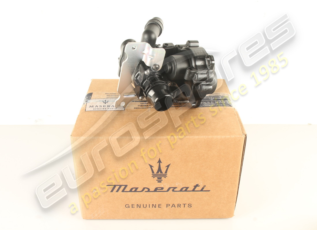 nouvelle vanne thermostatique maserati. numéro de pièce 675001144 (1)