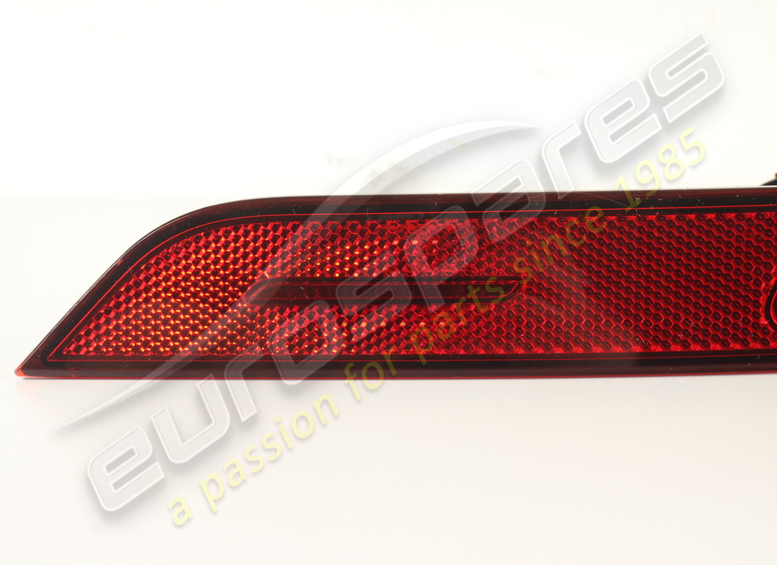 nouveau réflecteur de feu arrière porsche. numéro de pièce 95b945726ab (5)