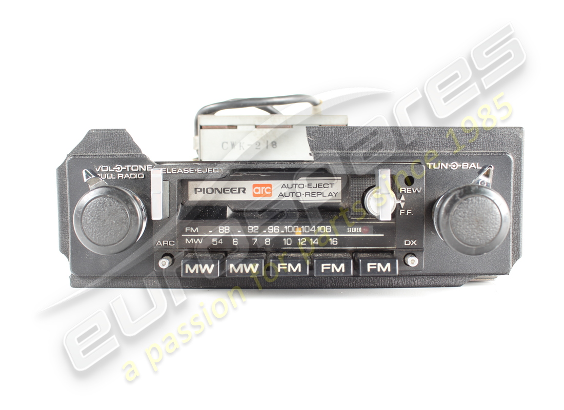 radio ferrari endommagée avec plafond à cassette. numéro de pièce 119701 (2)