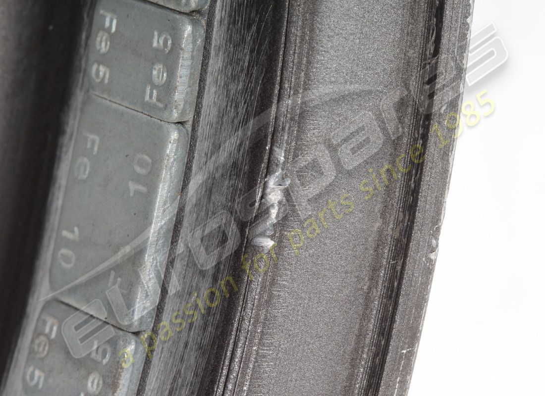 UTILISÉ FERRARI JANTE AVANT. NUMÉRO DE PIÈCE 275585 (10) utilisé ferrari jante avant. numéro de pièce 275585 (10)