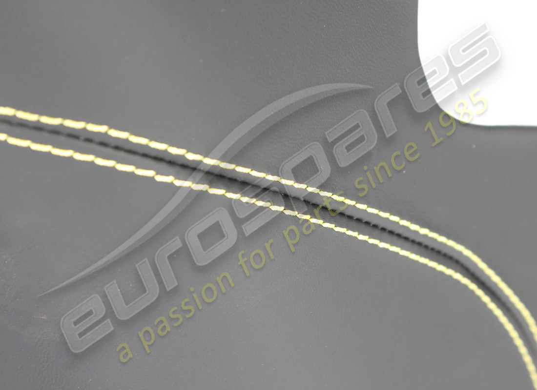 pièce latérale inférieure gauche complète d'occasion ferrari. numéro de pièce 947690 (3)