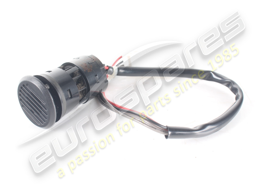 USED MASERATI PASSENGER COMP. TEMP. SENSOR. PART NUMBER 385500199 (1) used maserati passenger comp. temp. sensor. part number 385500199 (1)