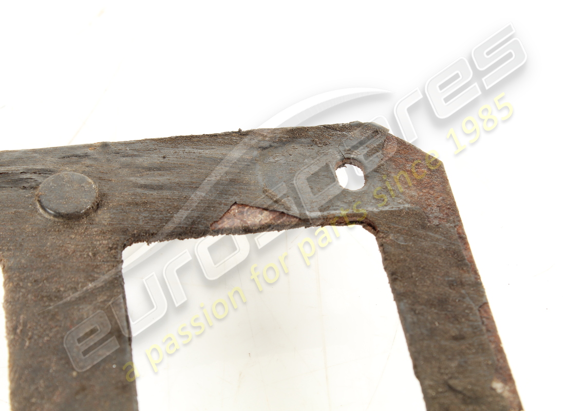 assiette ferrari utilisée. numéro de pièce 127364 (4)