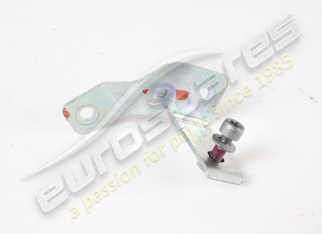 utilisé maserati support gauche. numéro de pièce 670005888 (2)