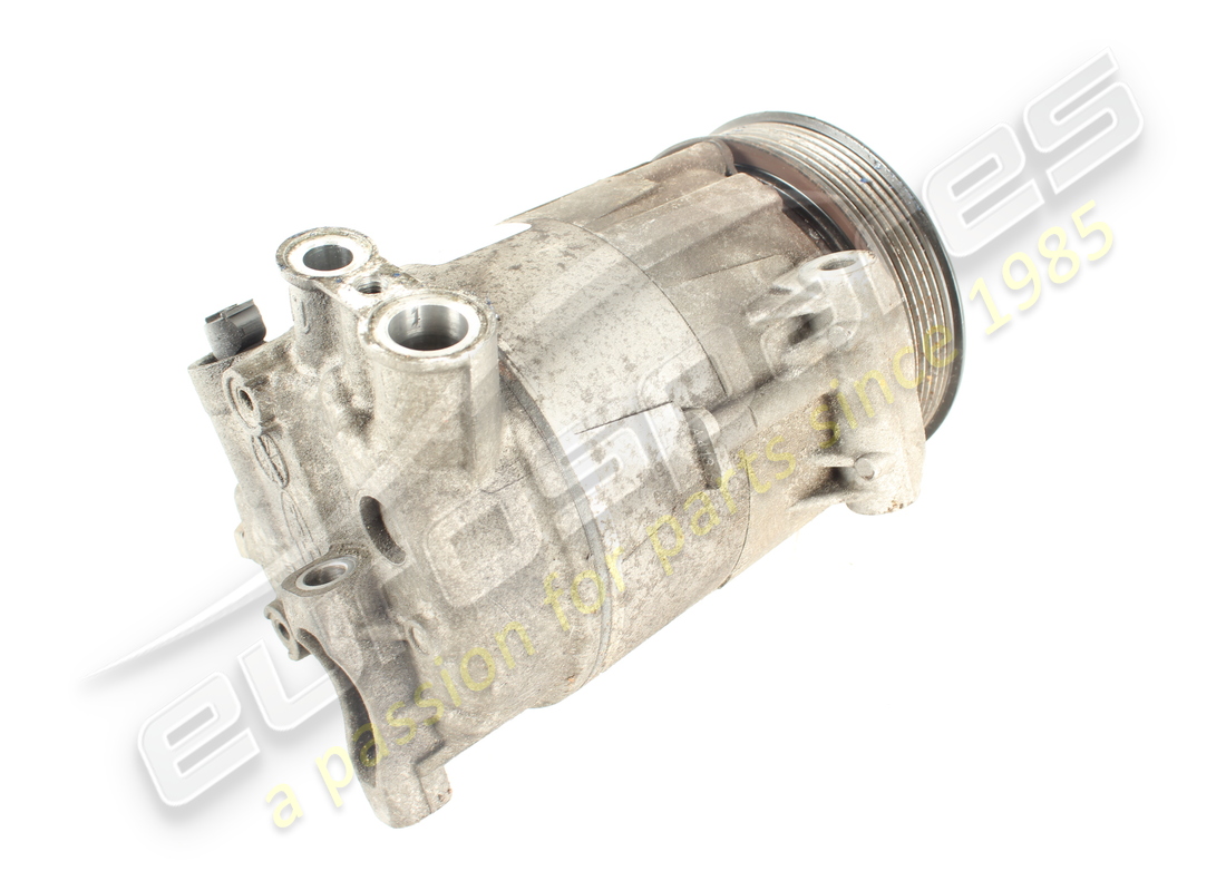 compresseur de climatisation maserati d'occasion v6. numéro de pièce 308716 (5)