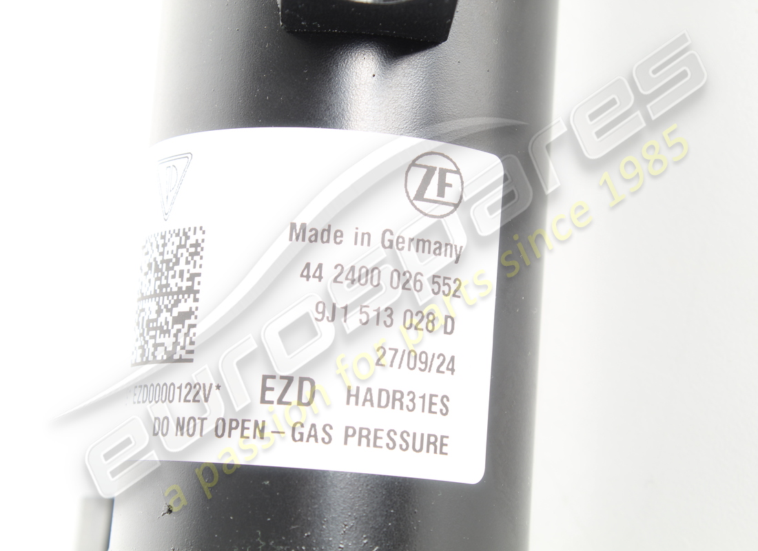 NOUVEAU AMORTISSEUR PORSCHE. NUMÉRO DE PIÈCE PAD513028 (8) nouveau amortisseur porsche. numéro de pièce pad513028 (8)