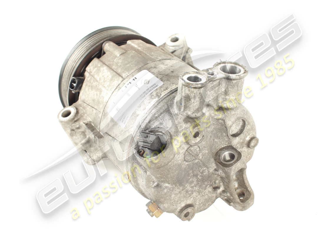 compresseur de climatisation maserati d'occasion v6. numéro de pièce 308716 (3)