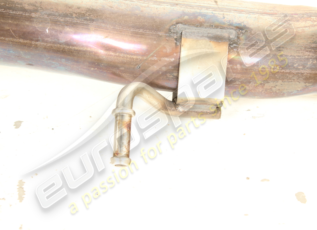 tuyau d'échappement central d'occasion maserati. numéro de pièce 675001647 (4)
