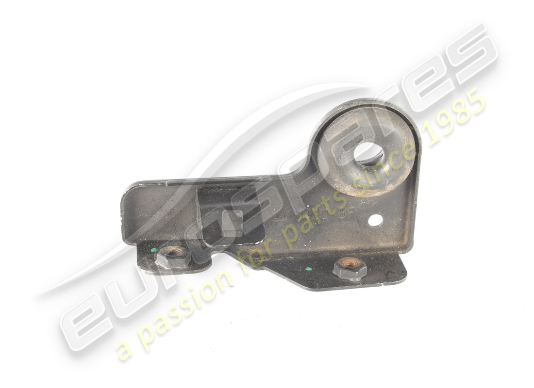 SUPPORT DE REFROIDISSEUR INTERMÉDIAIRE D'OCCASION Maserati. NUMÉRO DE PIÈCE 670037759 (1)