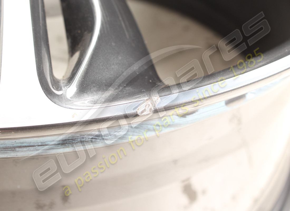 endommagé ferrari cerchio forg ant sx t gris d. numéro de pièce 986211 (5)