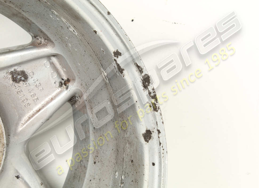 UTILISÉ FERRARI ROUE AVANT 3.2 MQV. NUMÉRO DE PIÈCE 127465 (5) utilisé ferrari roue avant 3.2 mqv. numéro de pièce 127465 (5)