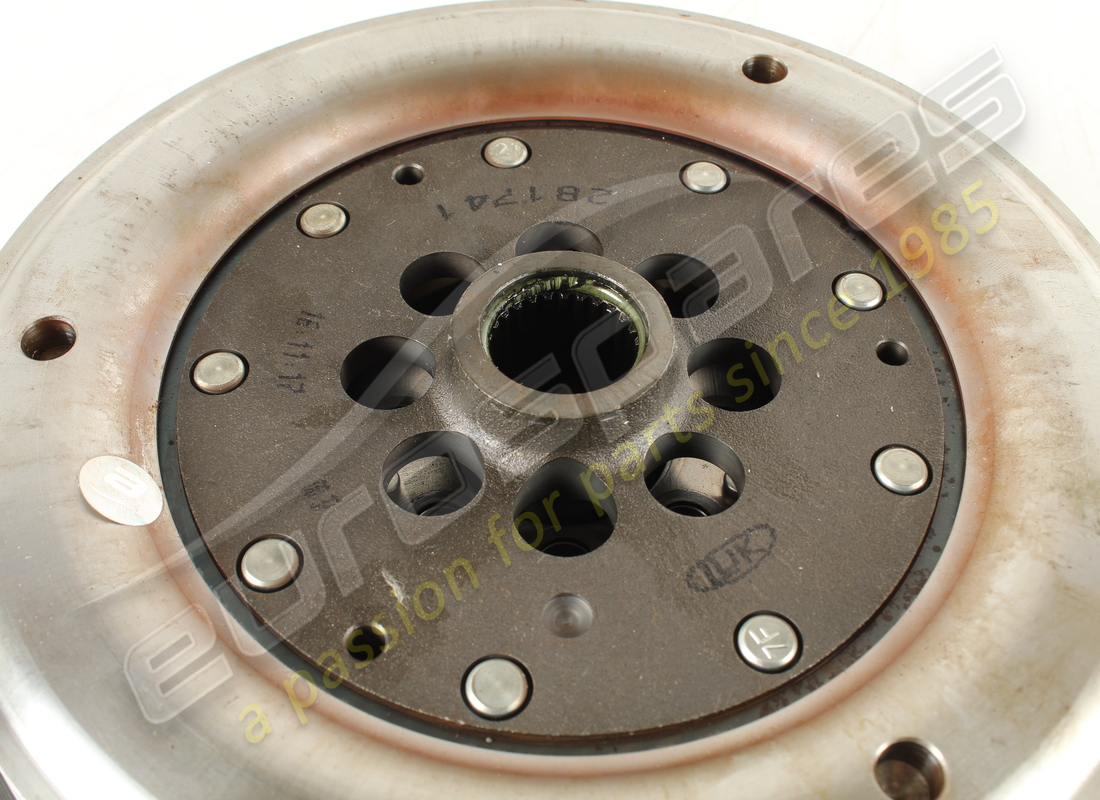 volant moteur ferrari utilisé. numéro de pièce 281741 (3)