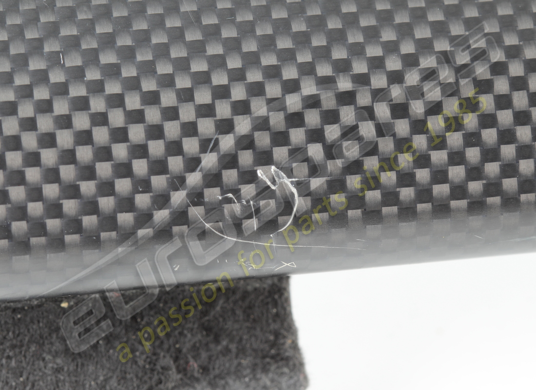 NOUVEAU (AUTRE) FERRARI BUTÉE DE BAGAGE. RÉFÉRENCE 83031400 (5) nouveau (autre) ferrari butée de bagage. référence 83031400 (5)