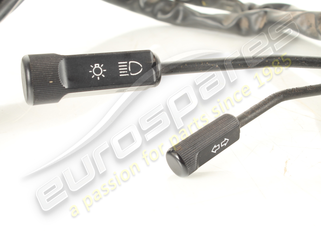 utilisé ferrari commutateur de colonne. numéro de pièce 119317 (2)