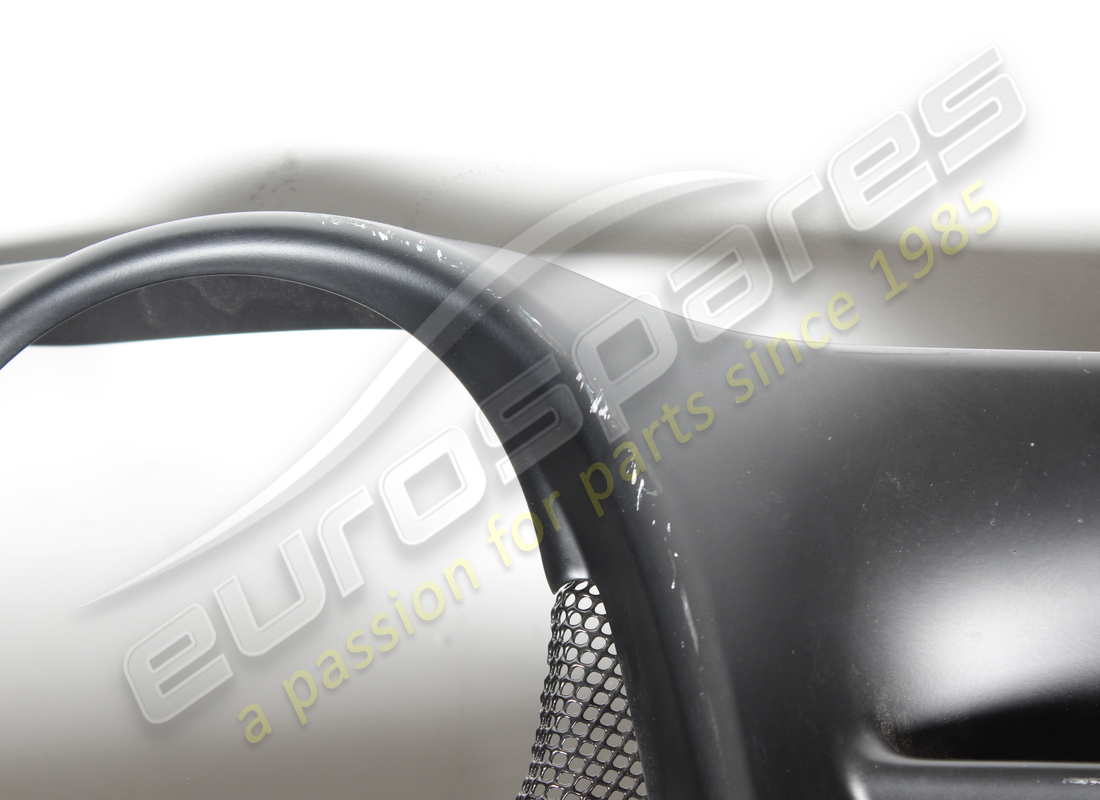 neuf (autre) ferrari diffuseur arrière. numéro de pièce 877913 (3)