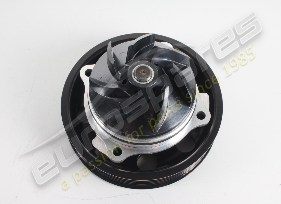 nouvelle pompe à eau maserati. numéro de pièce 670052892 (2)