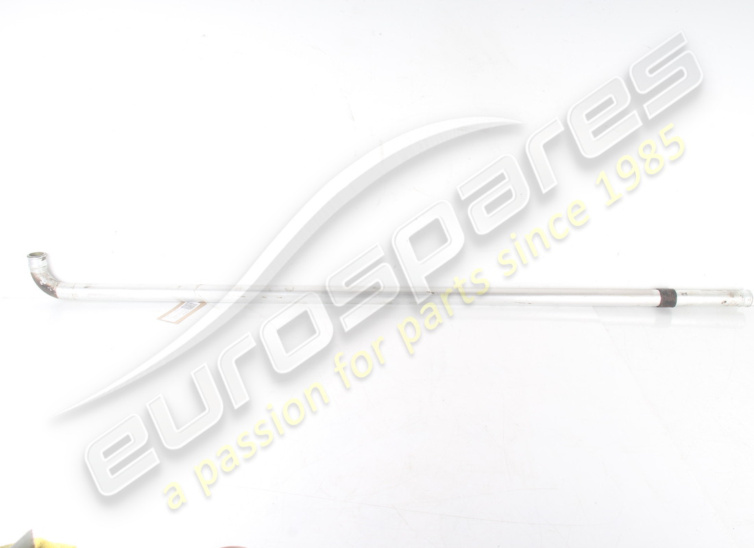 Tuyau d'eau usagé Ferrari pour conduite à gauche/à droite. Numéro de pièce 108082 (1)