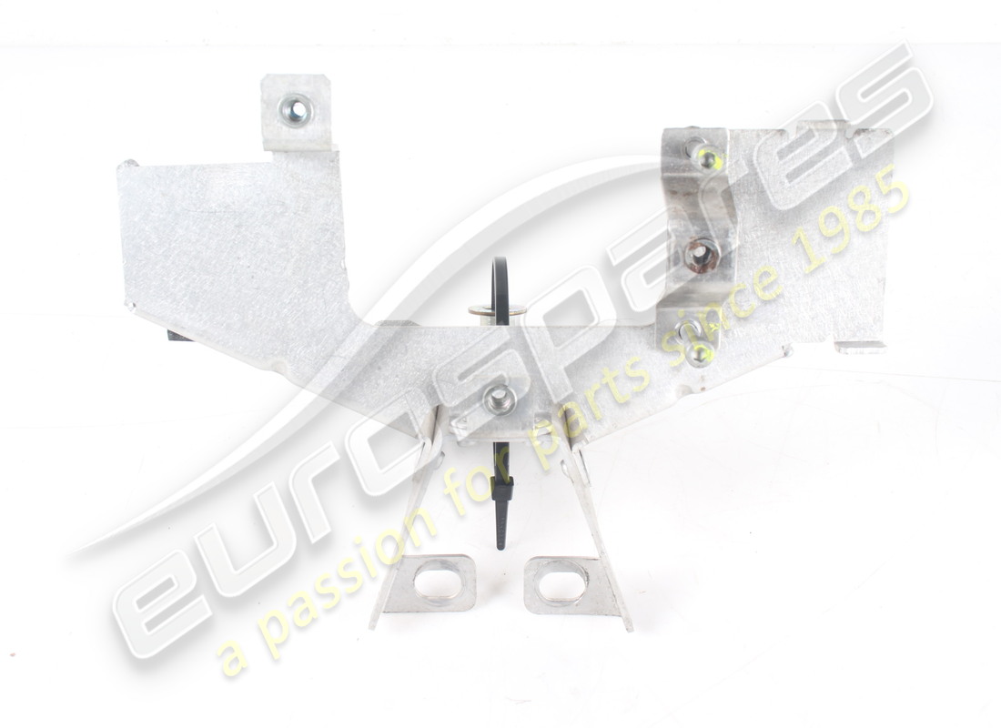 support de montage de pompe d'occasion ferrari. numéro de pièce 314656 (2)