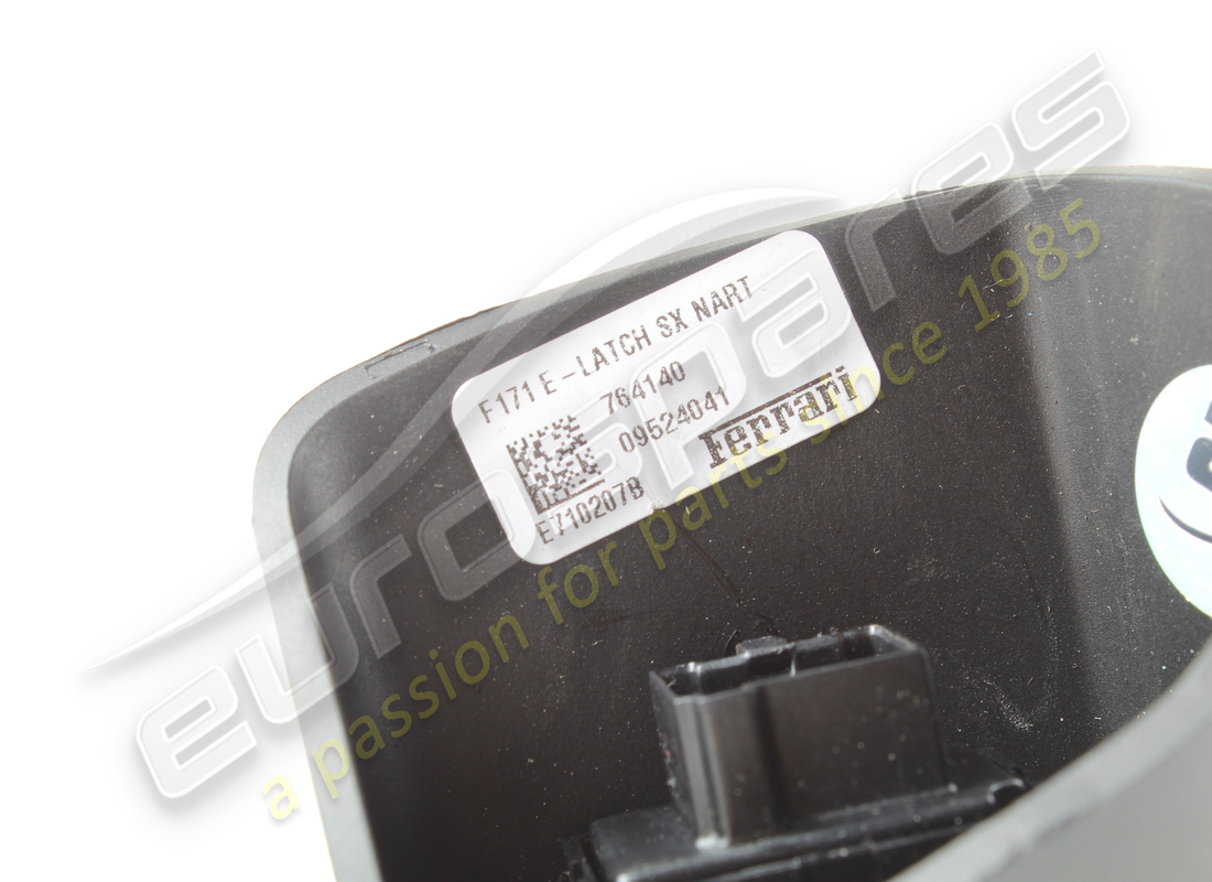 UTILISÉ FERRARI MANIGLION MOSTRINA SUPÉRIEURE. NUMÉRO DE PIÈCE 764140 (4) utilisé ferrari maniglion mostrina supérieure. numéro de pièce 764140 (4)