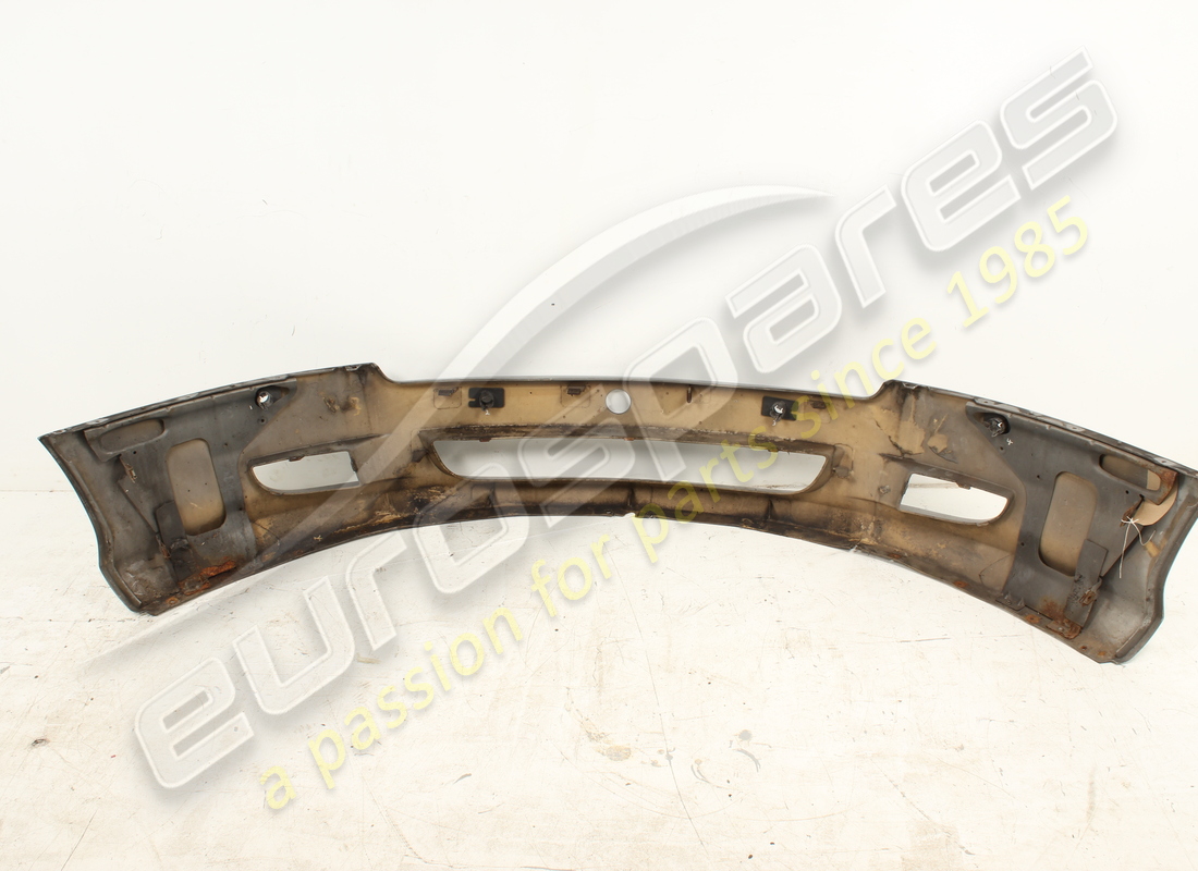 assemblage de couvercle aston martin, pare-choc avant, pdc, rangée endommagé. numéro de pièce 6g4317d957ad (2)