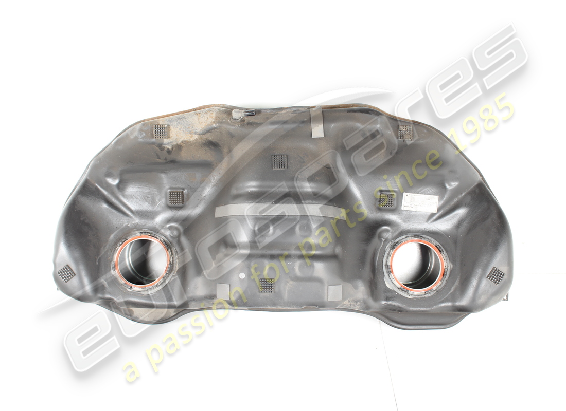 Réservoir de carburant diesel complet d'occasion Maserati. Numéro de pièce 670030059 (1)