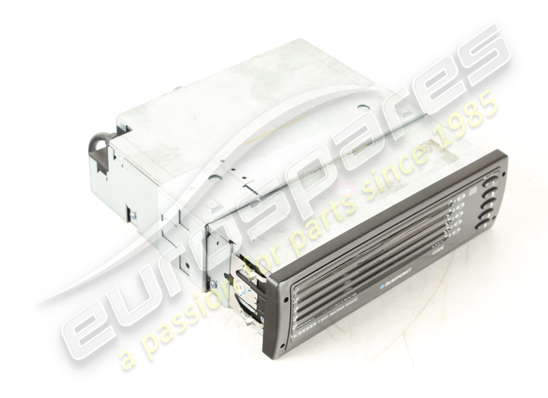 USED MASERATI BLAUPUNKT CD CHANGER-CHARGER. PART NUMBER 233649 (4) used maserati blaupunkt cd changer-charger. part number 233649 (4)