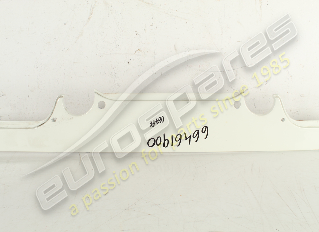 couvercle d'arceau de sécurité arrière d'occasion ferrari. numéro de pièce 66461900 (5)