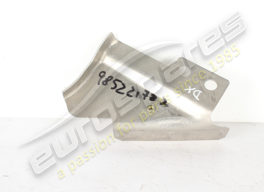 nouveau renfort extérieur droit ferrari. numéro de pièce 985221722 (2)