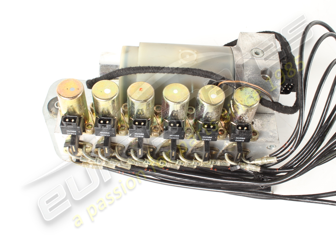 pompe électrohydraulique d'occasion eurospares avec tous les cylindres et tuyaux. référence eap1510469 (3)