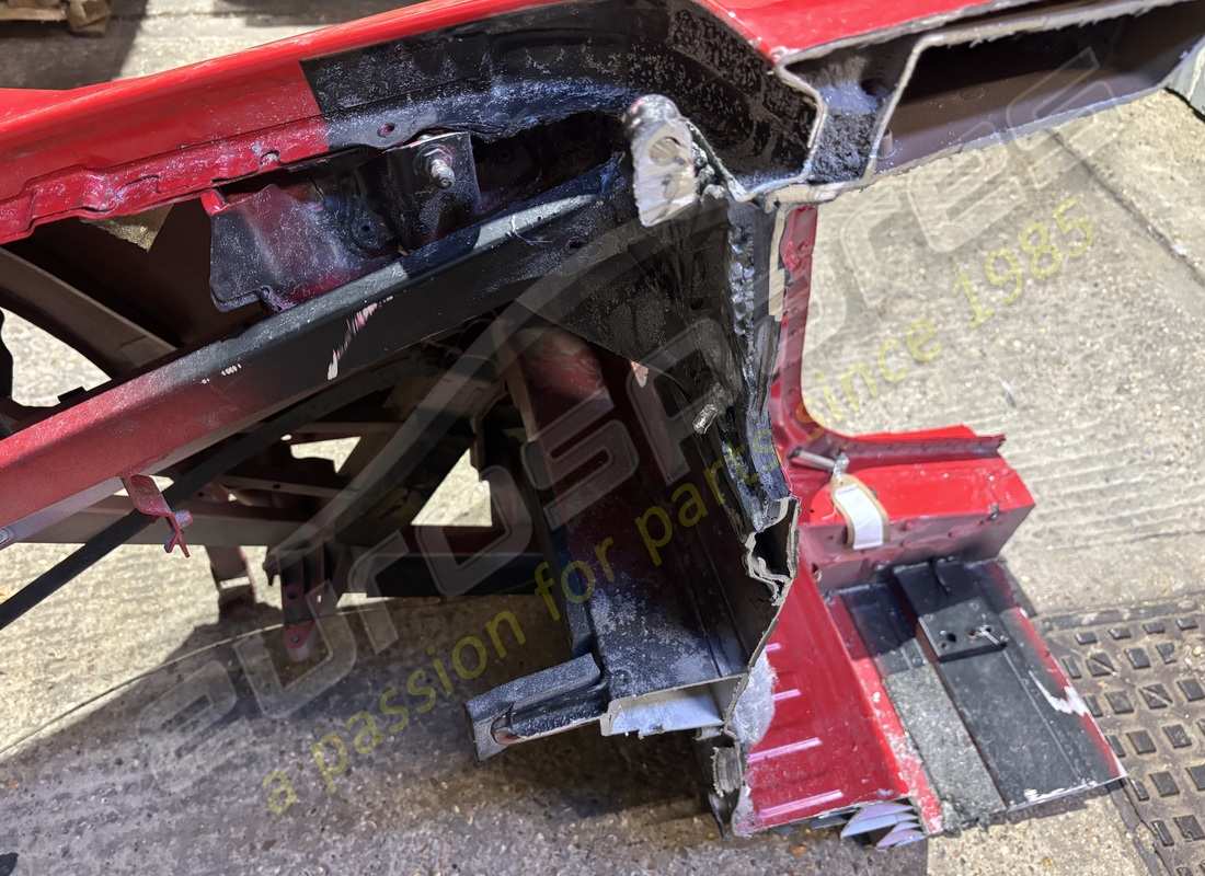 utilisé ferrari flancs gauche. numéro de pièce 83816011 (6)