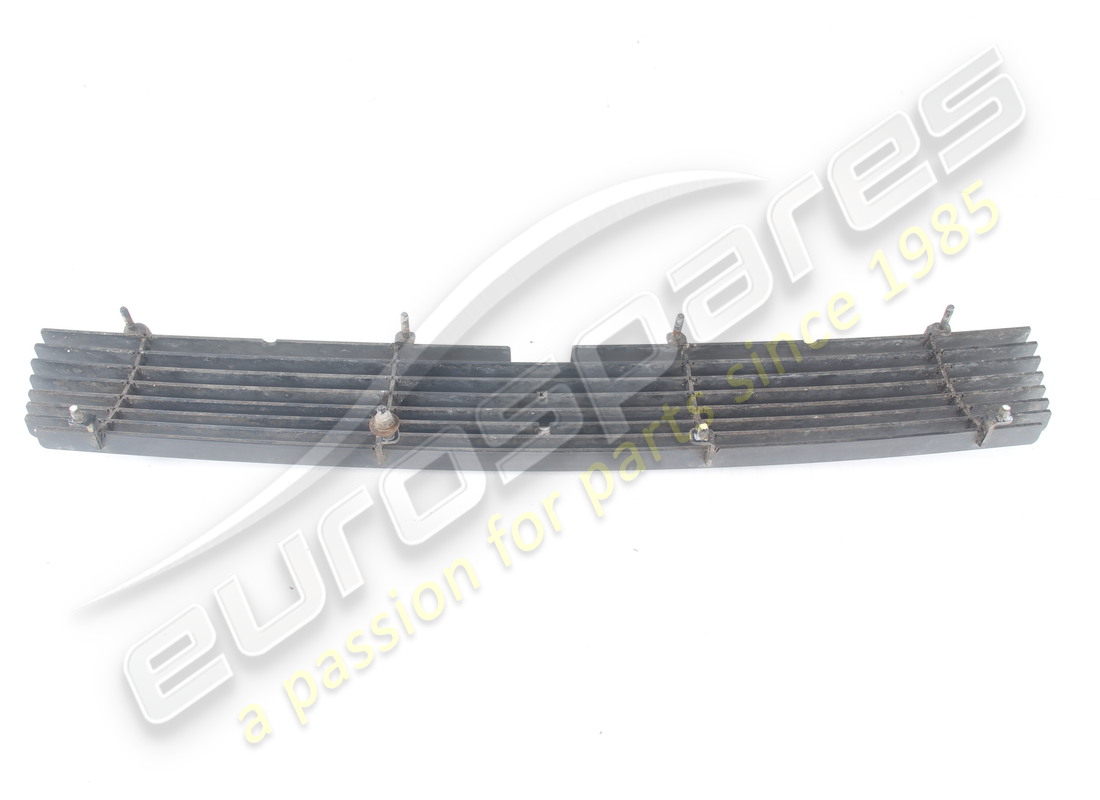 calandre de radiateur de compartiment moteur d'occasion maserati. référence 378300300 (4)