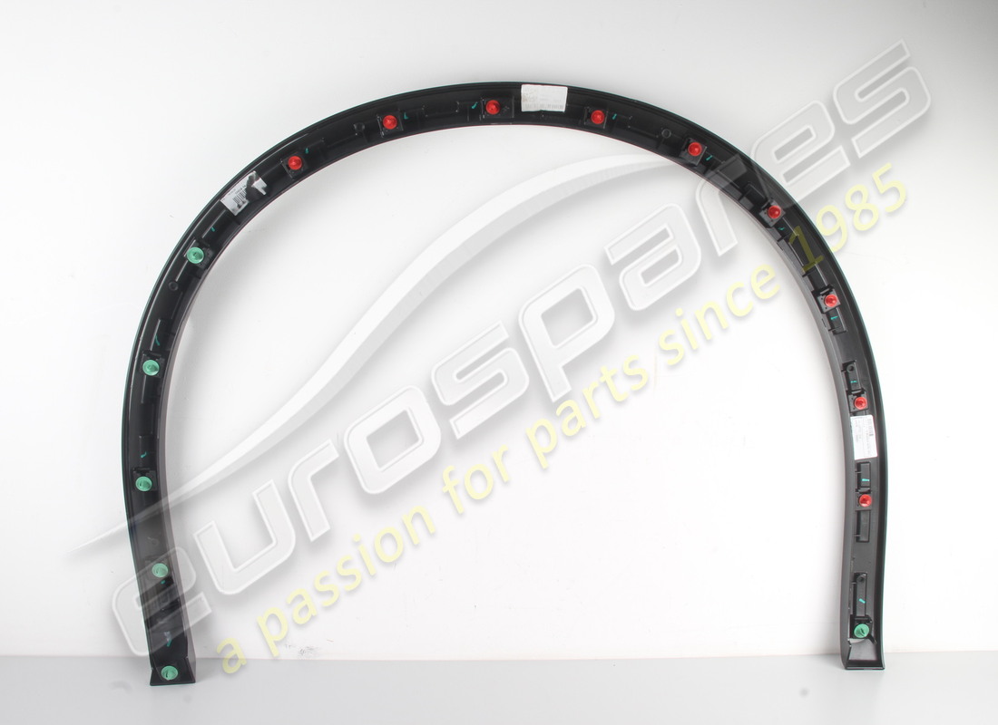 new maserati lh rear mudguard arch modena. part number 670266726 (2)