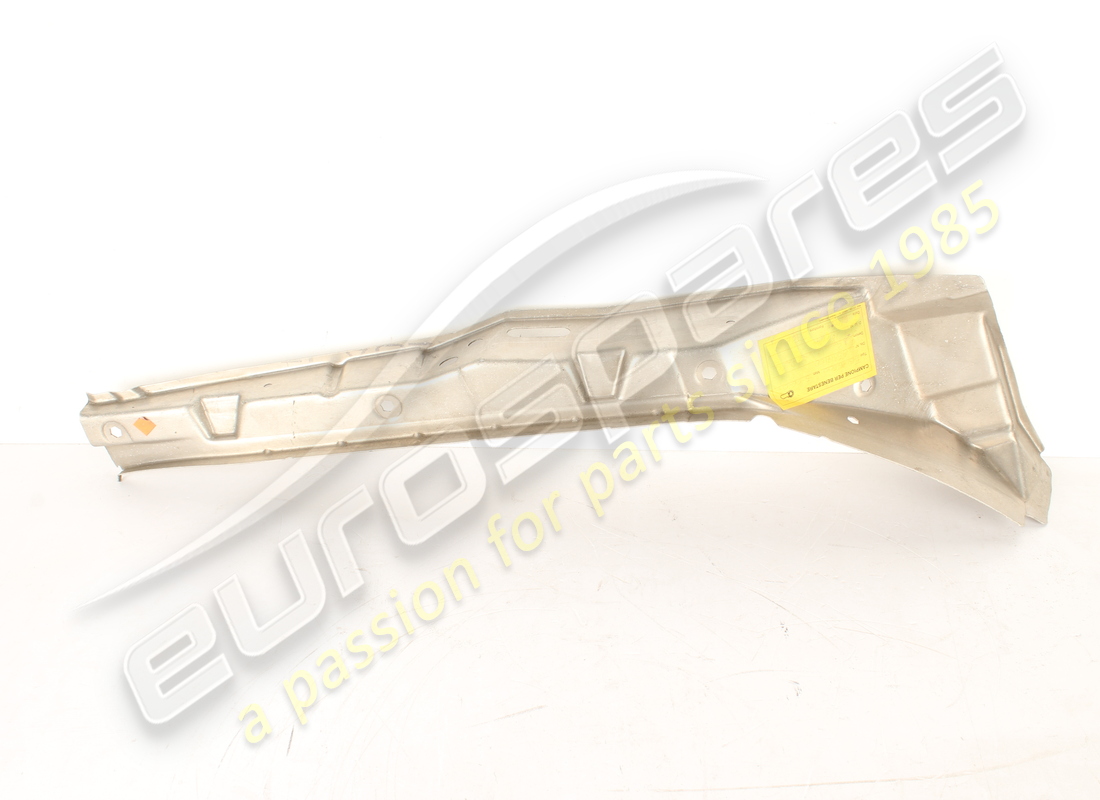 nouveau support d'aile avant droit ferrari. numéro de pièce 67963111 (2)