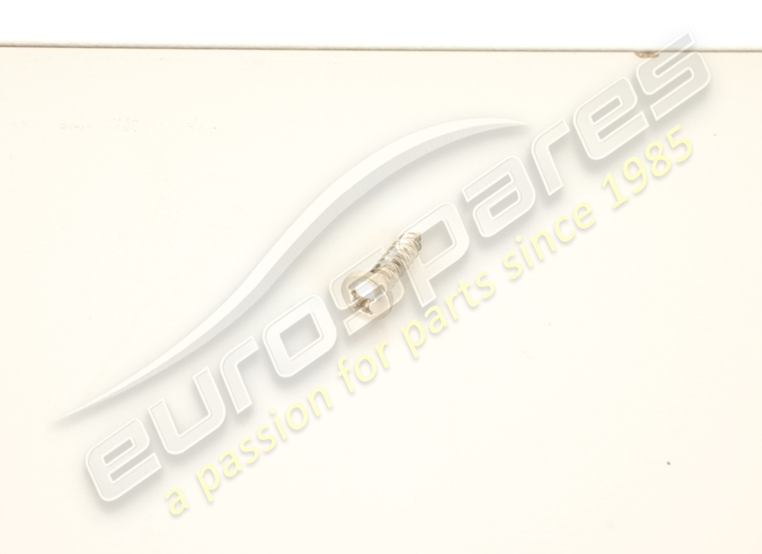 nouvelle vis ferrari. numéro de pièce 15687270 (2)