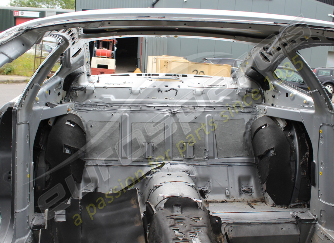 UTILISÉ EUROSPARES CHÂSSIS ARRIÈRE ET CARROSSERIE. NUMÉRO DE PIÈCE EAP1480018 (4) utilisé eurospares châssis arrière et carrosserie. numéro de pièce eap1480018 (4)