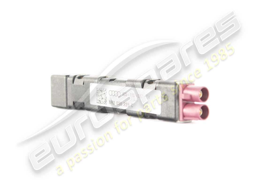 AMPLIFICATEUR D'ANTENNE Lamborghini UTILISÉ. NUMÉRO DE PIÈCE 8R0035225C (1)