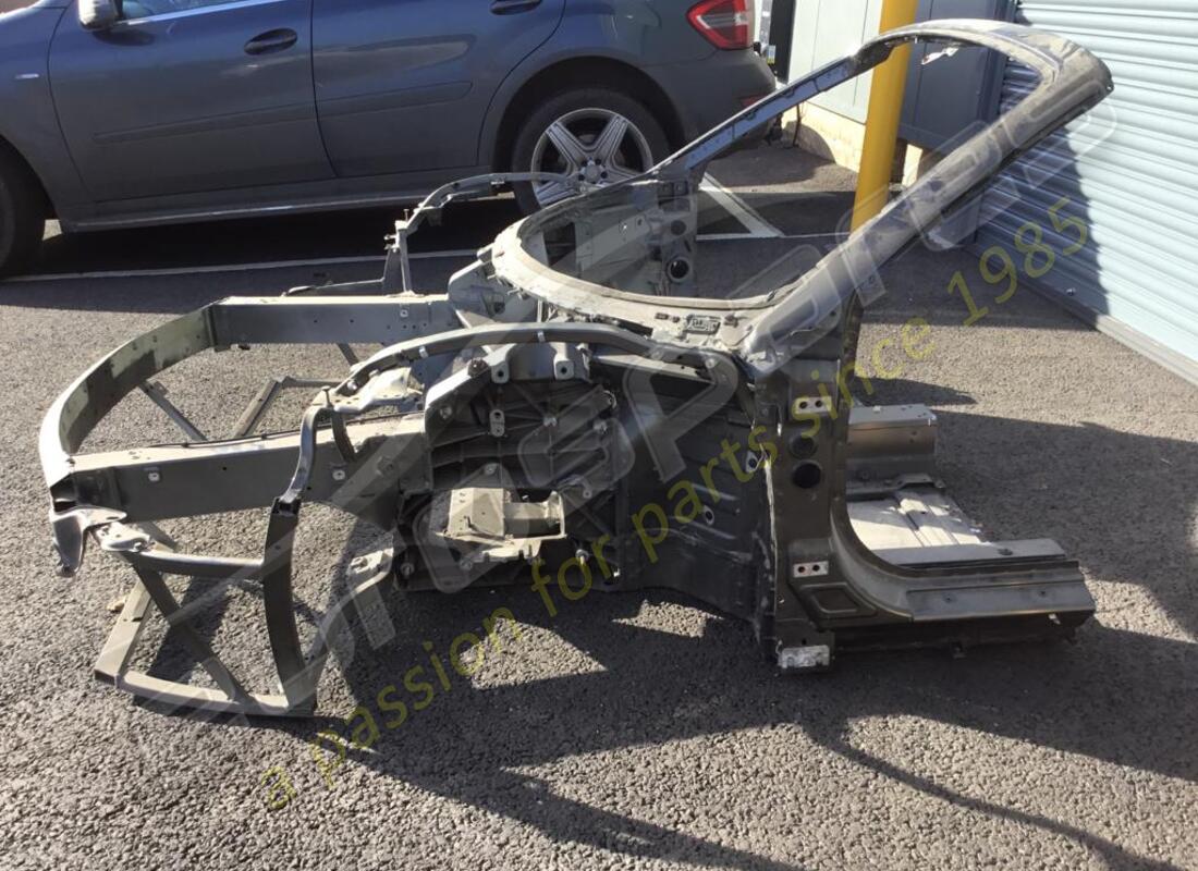 utilisé ferrari châssis avant. numéro de pièce 985288636 (3)