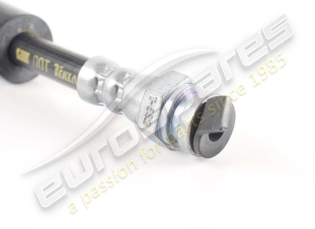 nouveau maserati tuyau flexible vers étrier arrière. référence 670155392 (3)