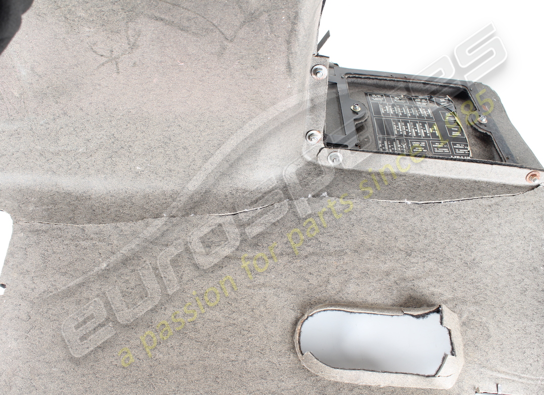 ensemble de tapis de coffre d'occasion ferrari numéro de pièce lhd 62886700 (3)